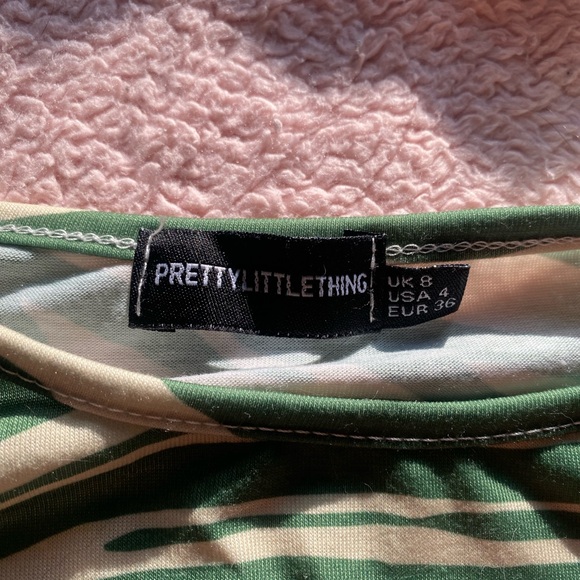 PrettyLittleThings khaki green long sleeve zebra cropped top - Picture 2 of 2